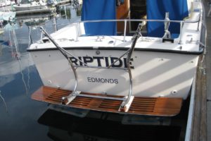 Chris-Craft 28 Cruiser-3